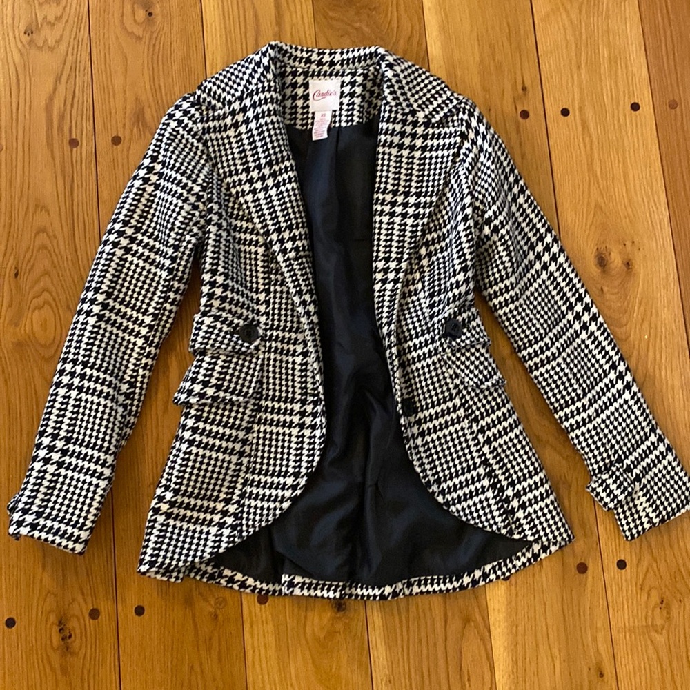 Women’s checkered fall coat Candie’s